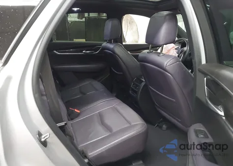 2017 Cadillac Xt5 Luxury z USA, uszkodzony, nr VIN 1GYKNBRS0HZ205944